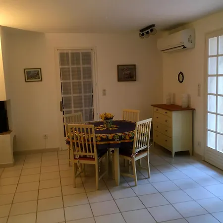 La Garonnette - 150M De La Plage Sainte-Maxime Room photo